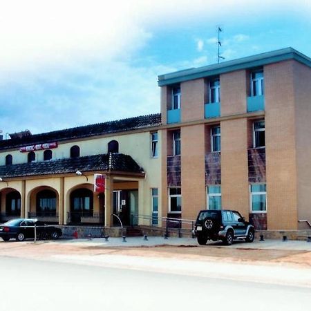 Hostal Vera Carlet Экстерьер фото