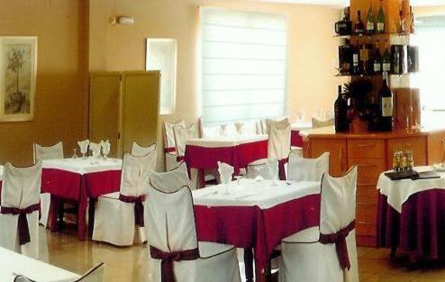 Hostal Vera Carlet Экстерьер фото